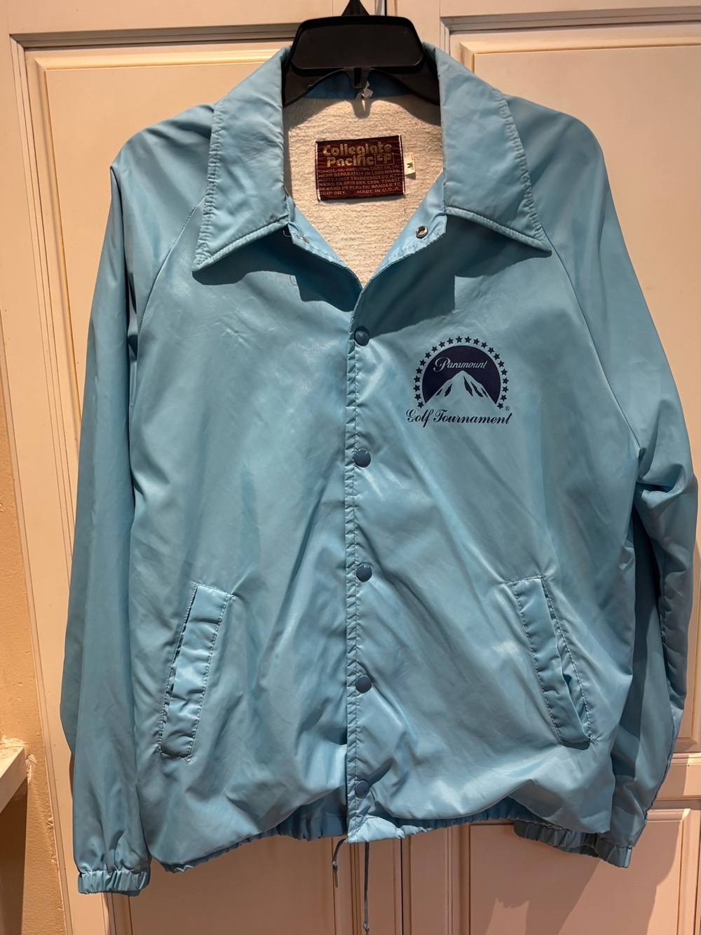 vintage Collegiate Pacific light blue windbreaker size M